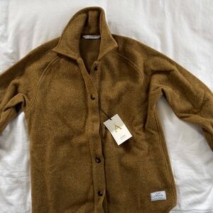 Anian rown Button-Up Jacket